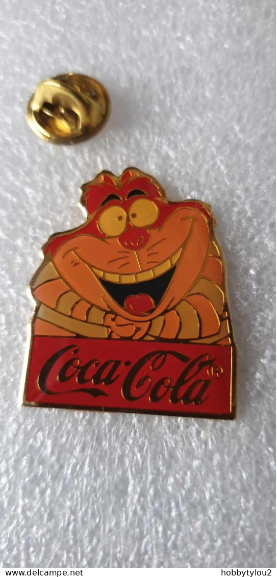 Pin's Coca-Cola Disney Cheshire Cat (Alice Au Pays Des Merveilles) - Coca-Cola