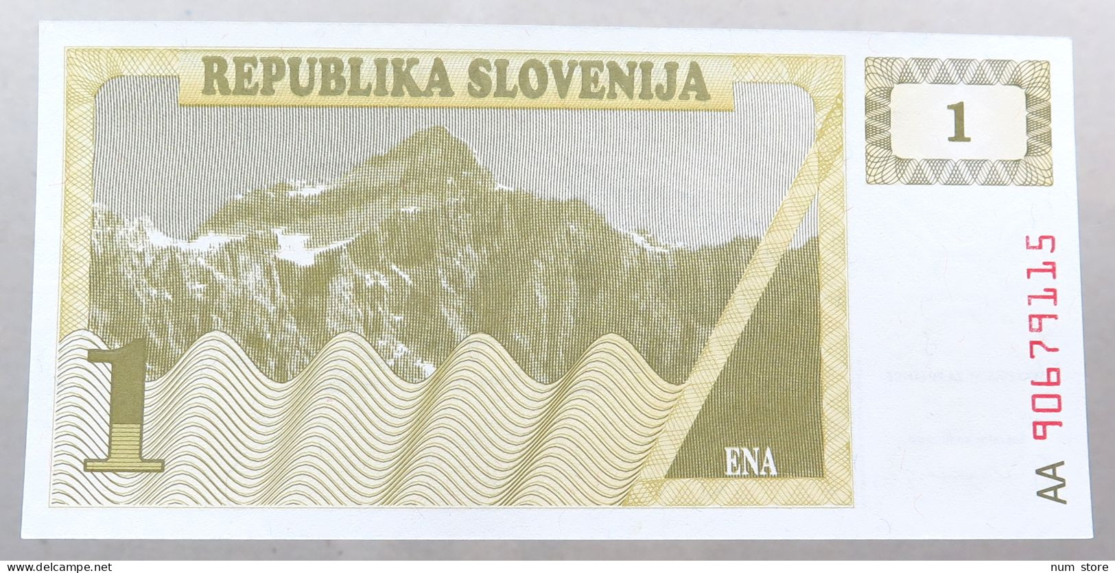 SLOVENIA 1 TOLARJEV TOP #alb050 0571 - Slovenia