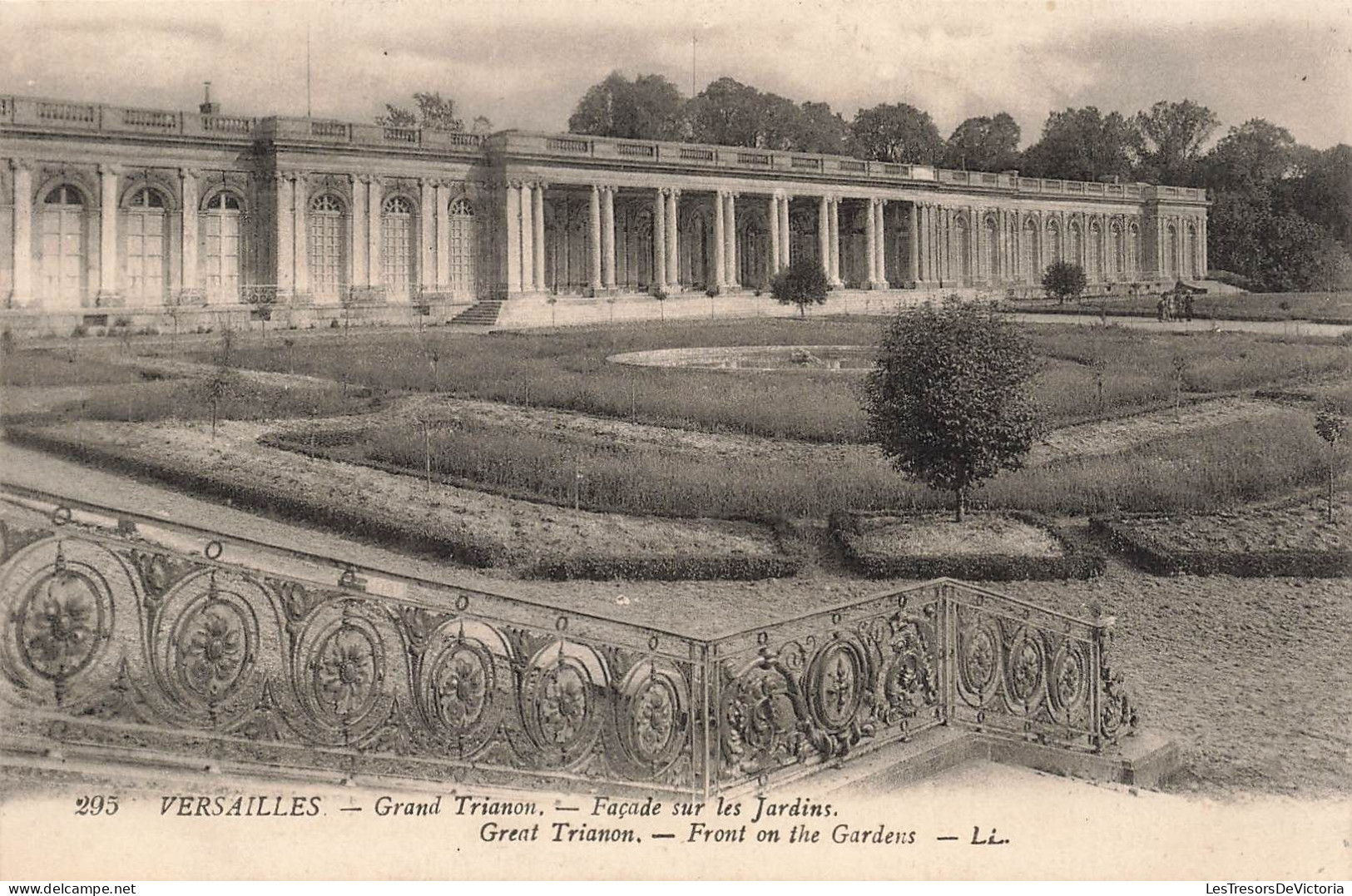 FRANCE - Versailles - Grand Trianon - Façade Sur Les Jardins - LL - Carte Postale Ancienne - Versailles (Château)