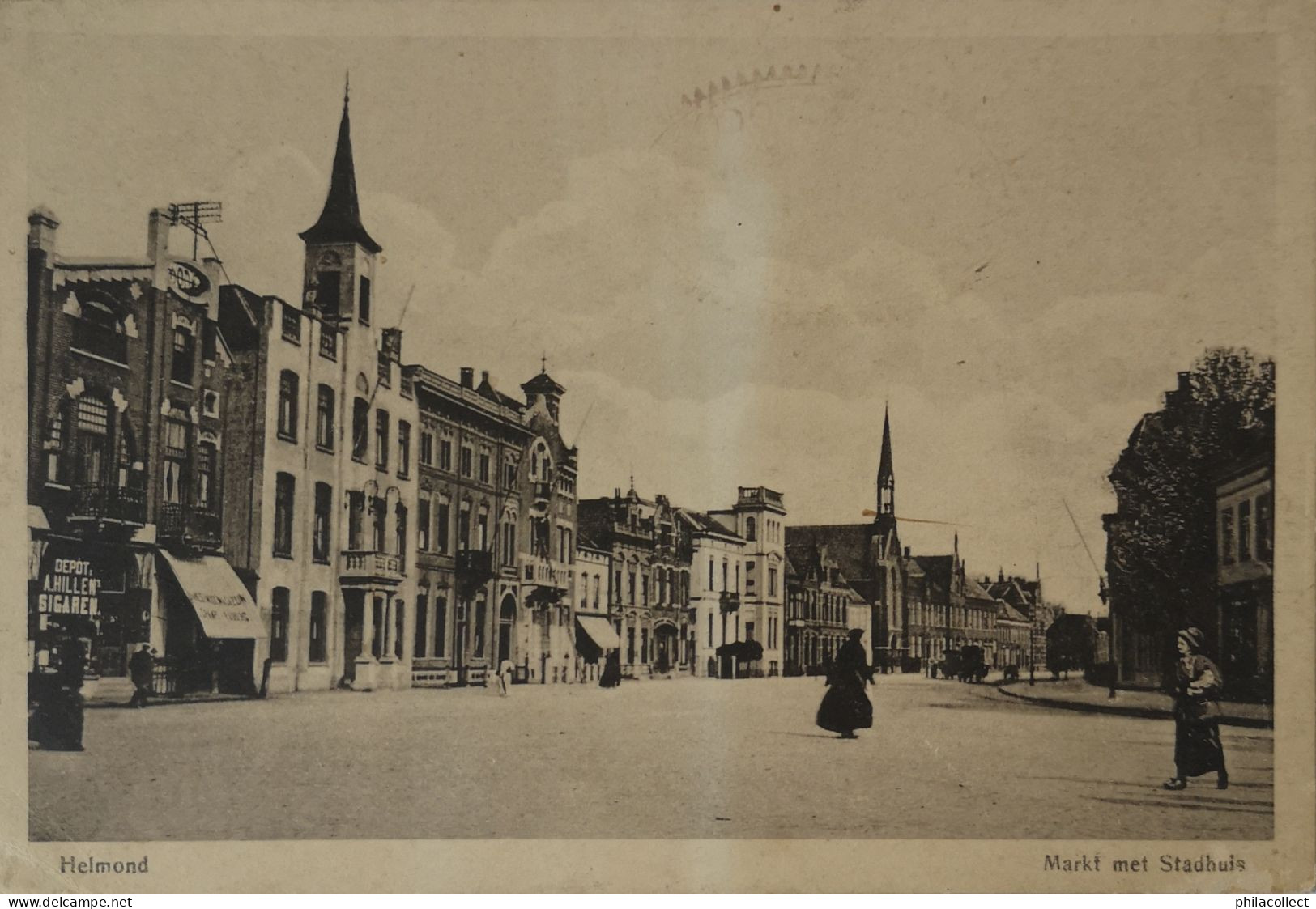 Helmond // Markt Met Stadhuis 19?? Lichte Streep Midden - Helmond