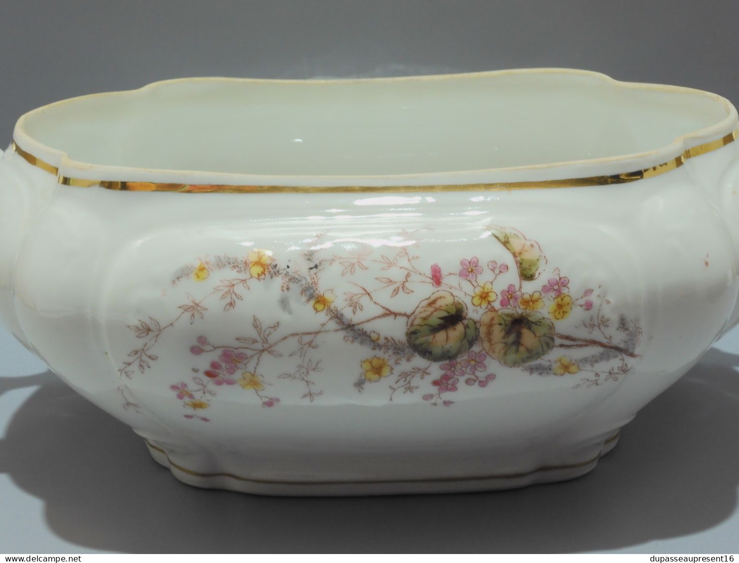 - JOLI ANCIEN BAS De SOUPIERE Ou JARDINIERE PORCELAINE De PARIS XIXe Déco     E - Autres & Non Classés