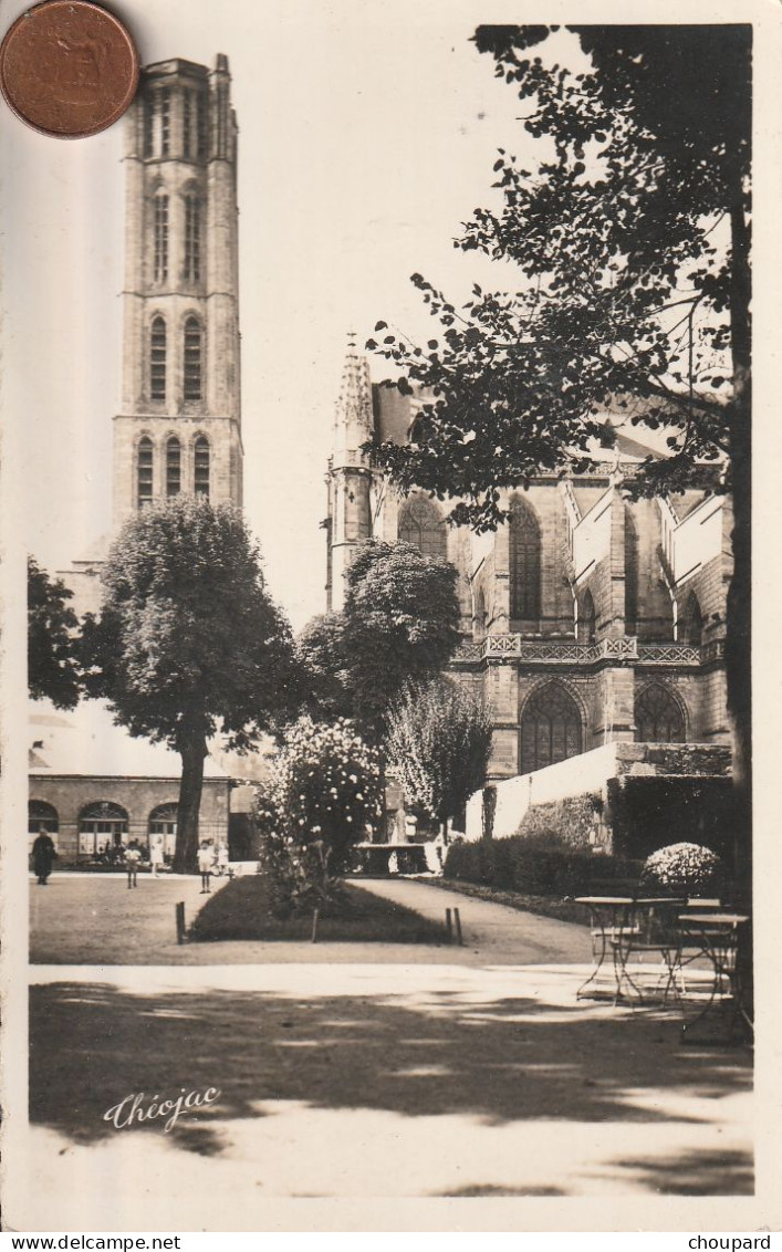 87 - Carte Postale Semi Moderne De   LIMOGES      La Cathédrale - Limoges