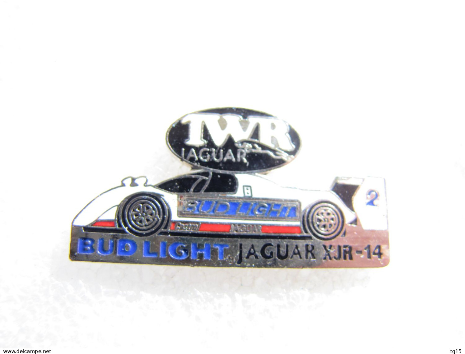 TOP  PIN'S    JAGUAR  XJR 14  BUD LIGHT  BIÈRE   CASTROL   TWR RACING  Email Grand Feu  MFS - Jaguar