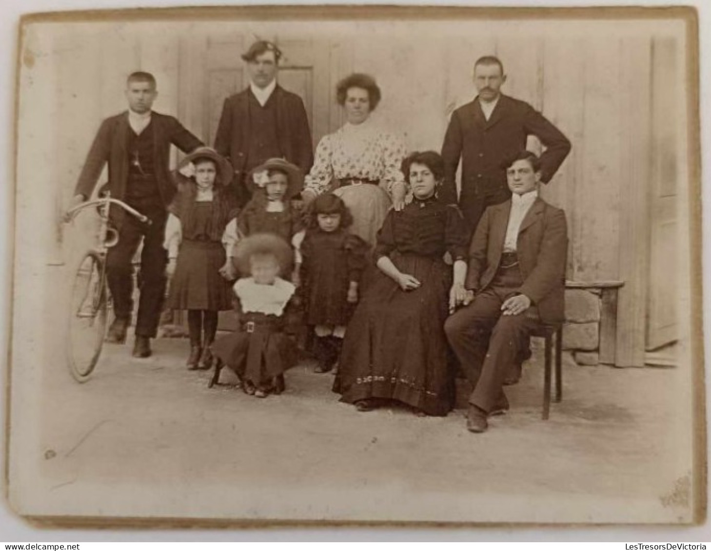 Photographie - Famille ? - Collée Sur Carton Dim:12/9 Cm - Anonymous Persons