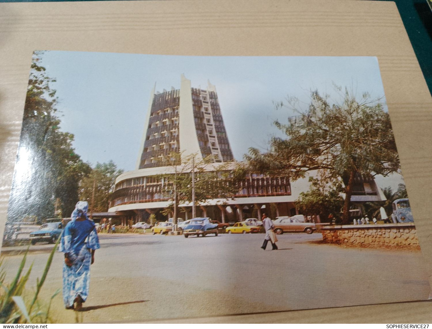 486 //   CAMEROUN / YAOUDE / MINISTERE DES POSTES ET TELECOMMUNICATIONS - Cameroun