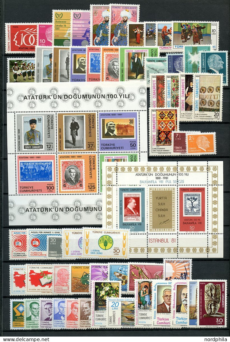 TÜRKEI 1769-2864 , Türkei 1960/1989, Sammlung ab Nr. 1769 bis Nr. 2864, alle Marken und Blocks postfrisch. Die Jahrgänge