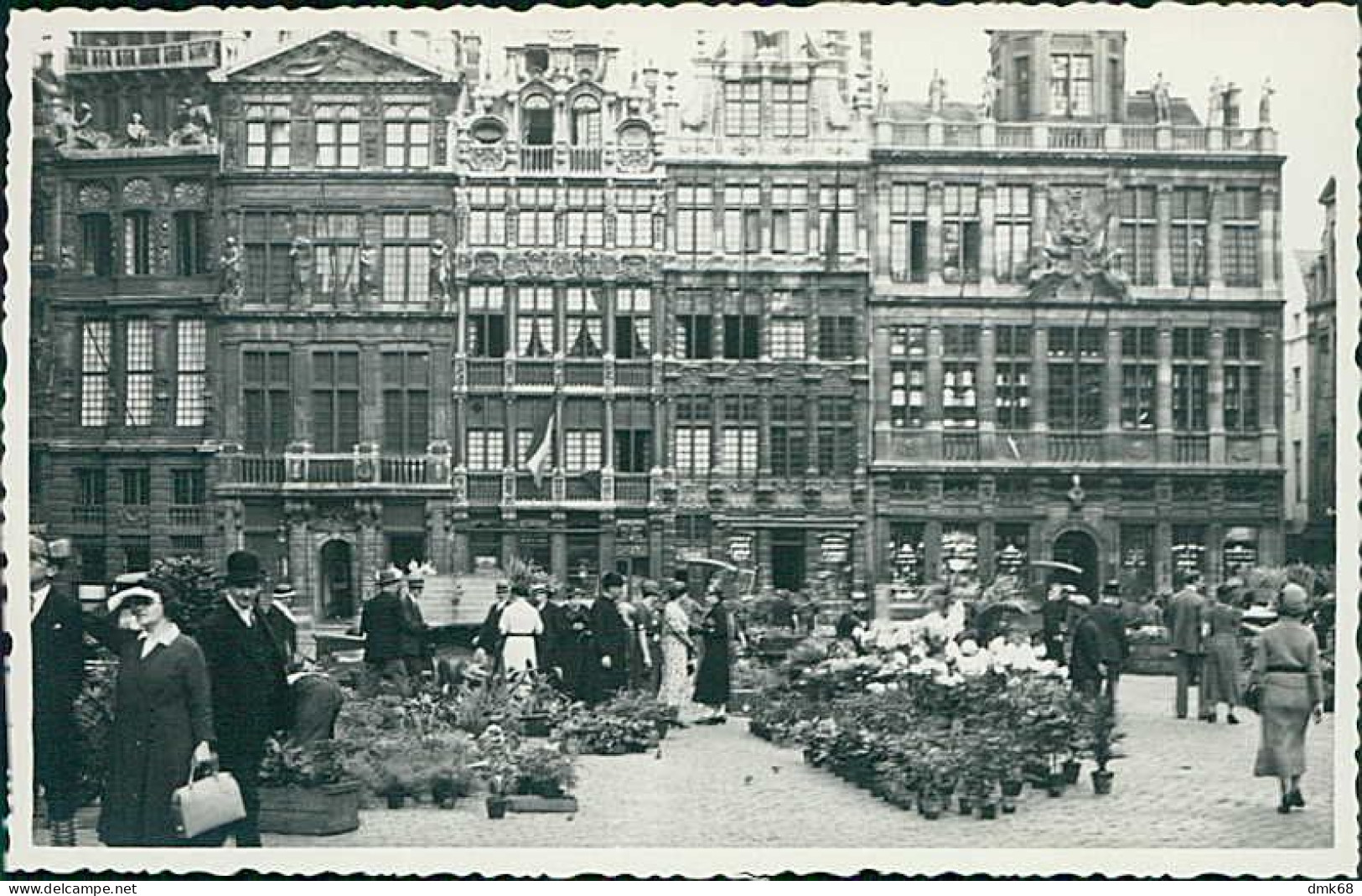 BELGIUM - BRUXELLES - GRAND PLACE - MARCHÉ AUX FLEURS - RPPC POSTCARD - 1935 (16931) - Markets