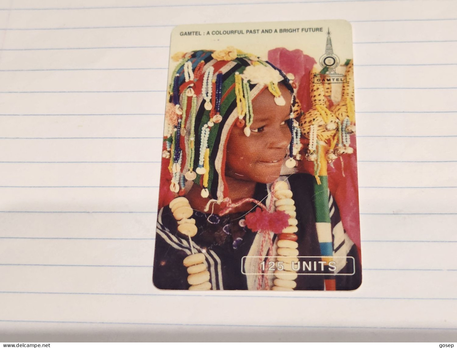 GAMBIA-(GAM-010C)-Young Girl In Colourful Dress-Old Schlumberger-(11)(125units)-(00421550)-used Card+1card Prepiad Free - Gambia