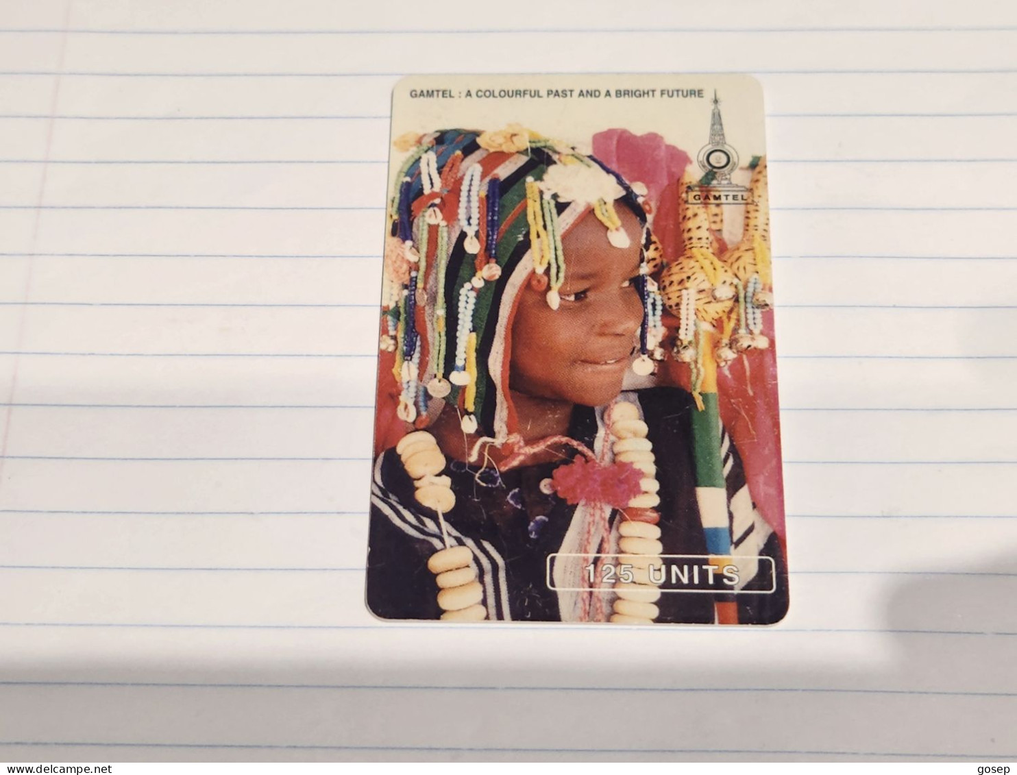 GAMBIA-(GAM-010A)-Young Girl In Colourful Dress-Old Schlumberger-(13)(125units)-(00569986)-used Card+1card Prepiad Free - Gambia