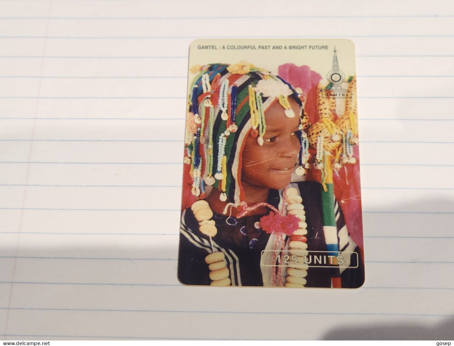 GAMBIA-(GAM-010B)-Young Girl In Colourful Dress-Old Schlumberger-(14)(125units)-(00788331)-used Card+1card Prepiad Free - Gambia