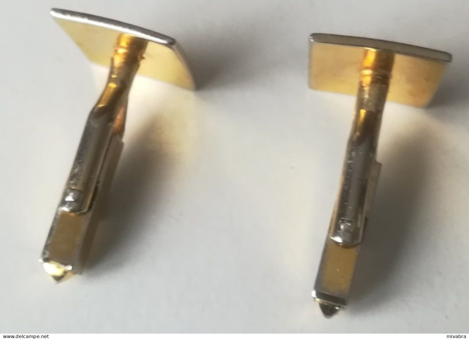 F. INITIALEN - Manchetknopen - Boutons De Manchette - Cufflinks - Manschettenknöpfe - Manschetten- U. Kragenknöpfe