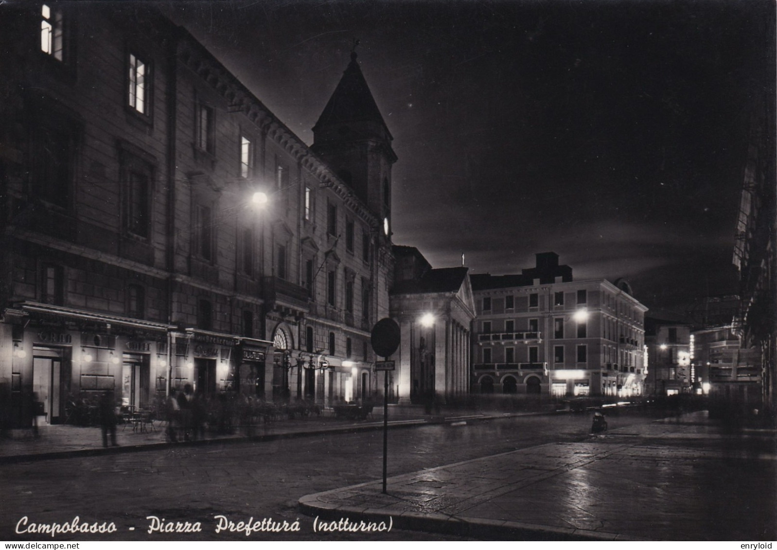 Campobasso Piazza Prefettura Notturno - Autres & Non Classés