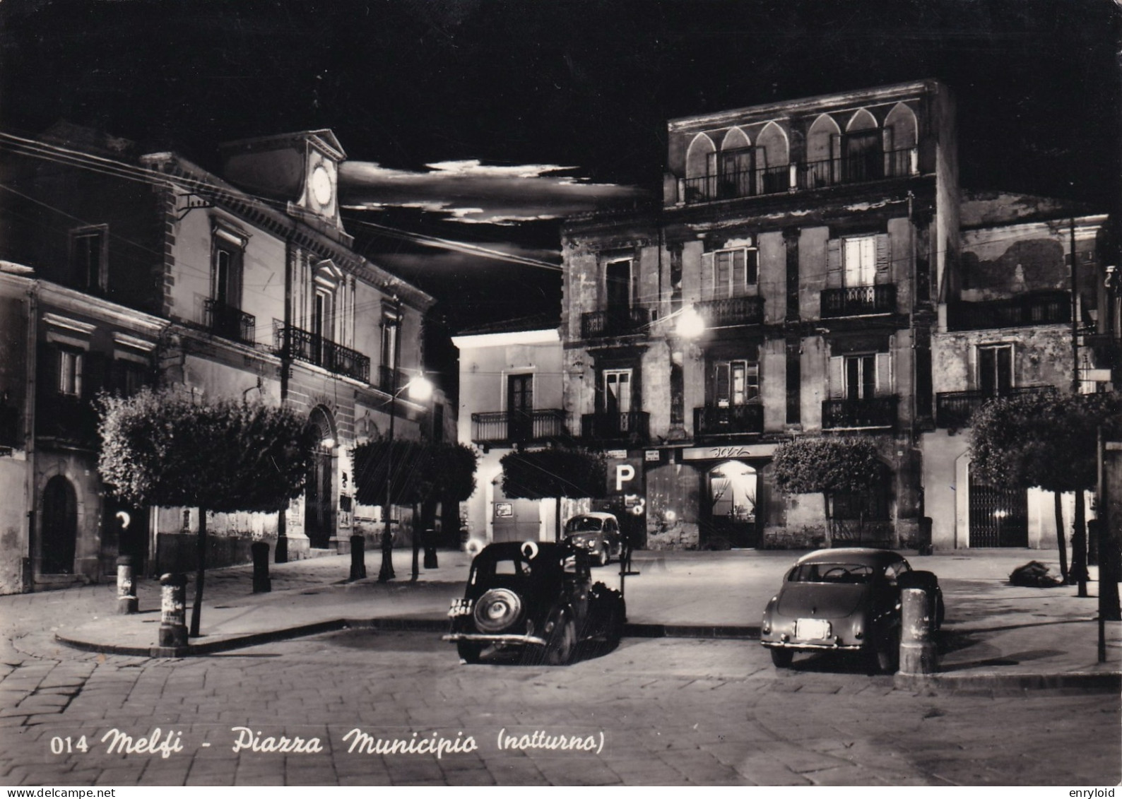 Melfi Piazza Municipio Notturno - Autres & Non Classés