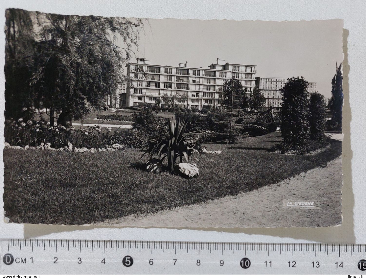 I122720 Cartolina Francia - Le Havre - Piazza Saint-Roch - VG 1955 - Square Saint-Roch