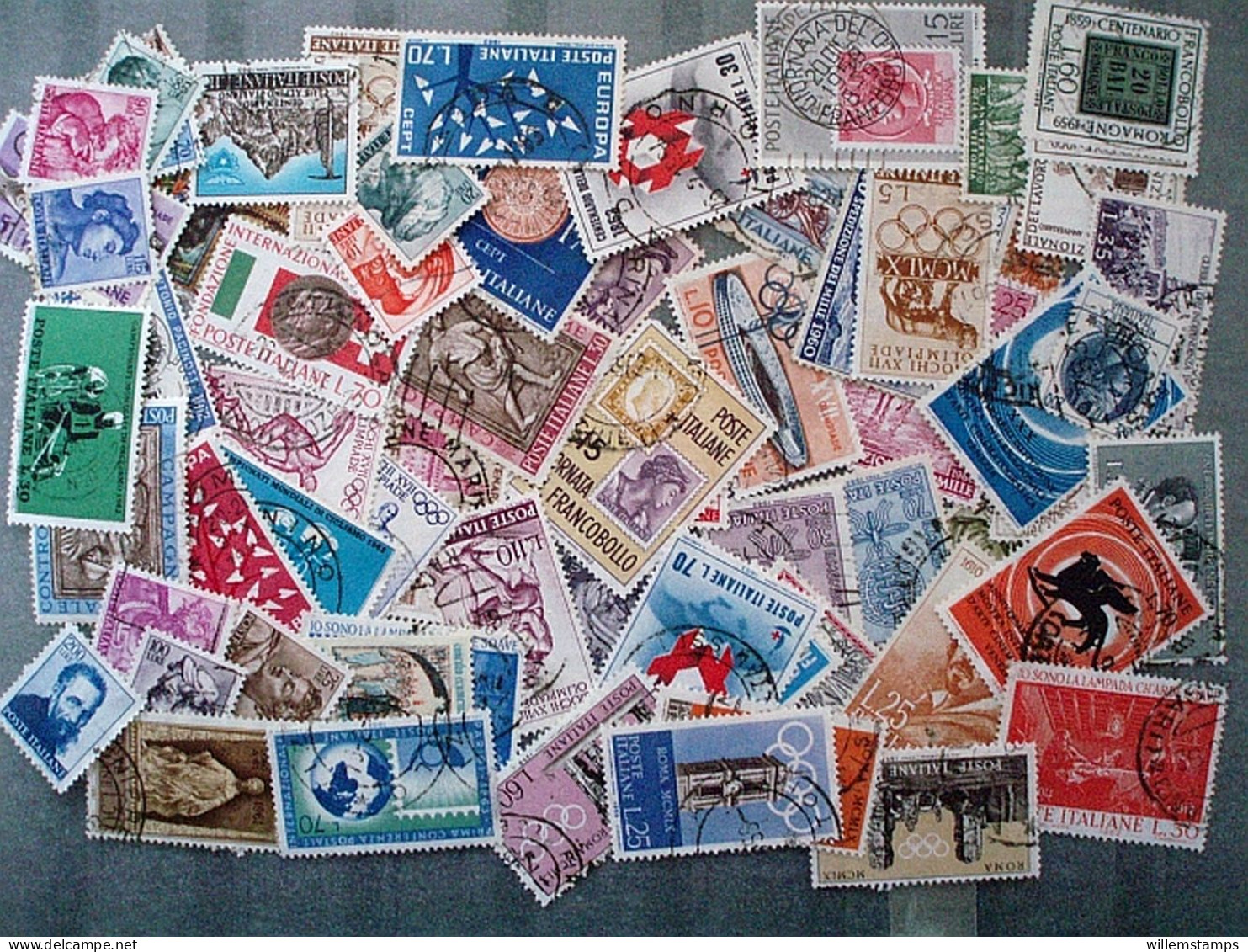 Italy 100 Different Used (956M) - Lotti E Collezioni