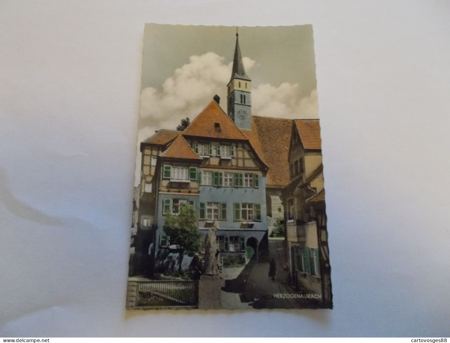 HERZOGENAURACH  BAVIERE ( ALLEMAGNE GERMANY ) RUE MAISON EGLISE ANIMEES 1960  COLORISER - Herzogenaurach