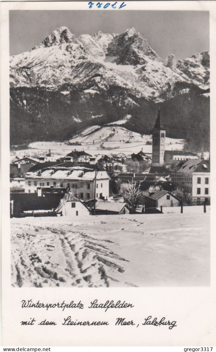 D7372) Wintersportplatz SAALFELDEN - Mit Dem Steinernem Meer - Salzburg - FOTO AK - Verschneite Häuser Kirche - Saalfelden