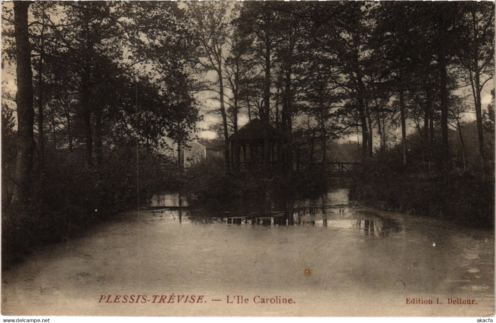 CPA Plessis-Trevise L'Ile Caroline FRANCE (1370005) - Le Plessis Trevise