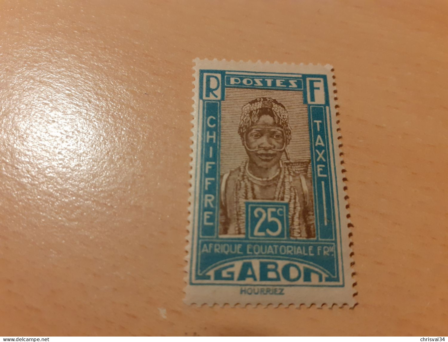 TIMBRE   GABON    TAXE   N  15       COTE  2,00  EUROS    NEUF  TRACE  CHARNIERE - Timbres-taxe