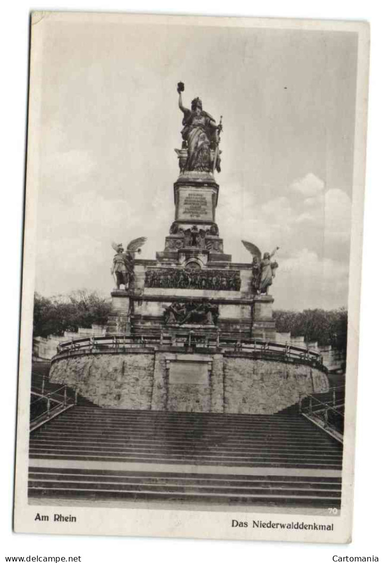 Am Rhein - Das Niederwalddenkmal - Rheingau