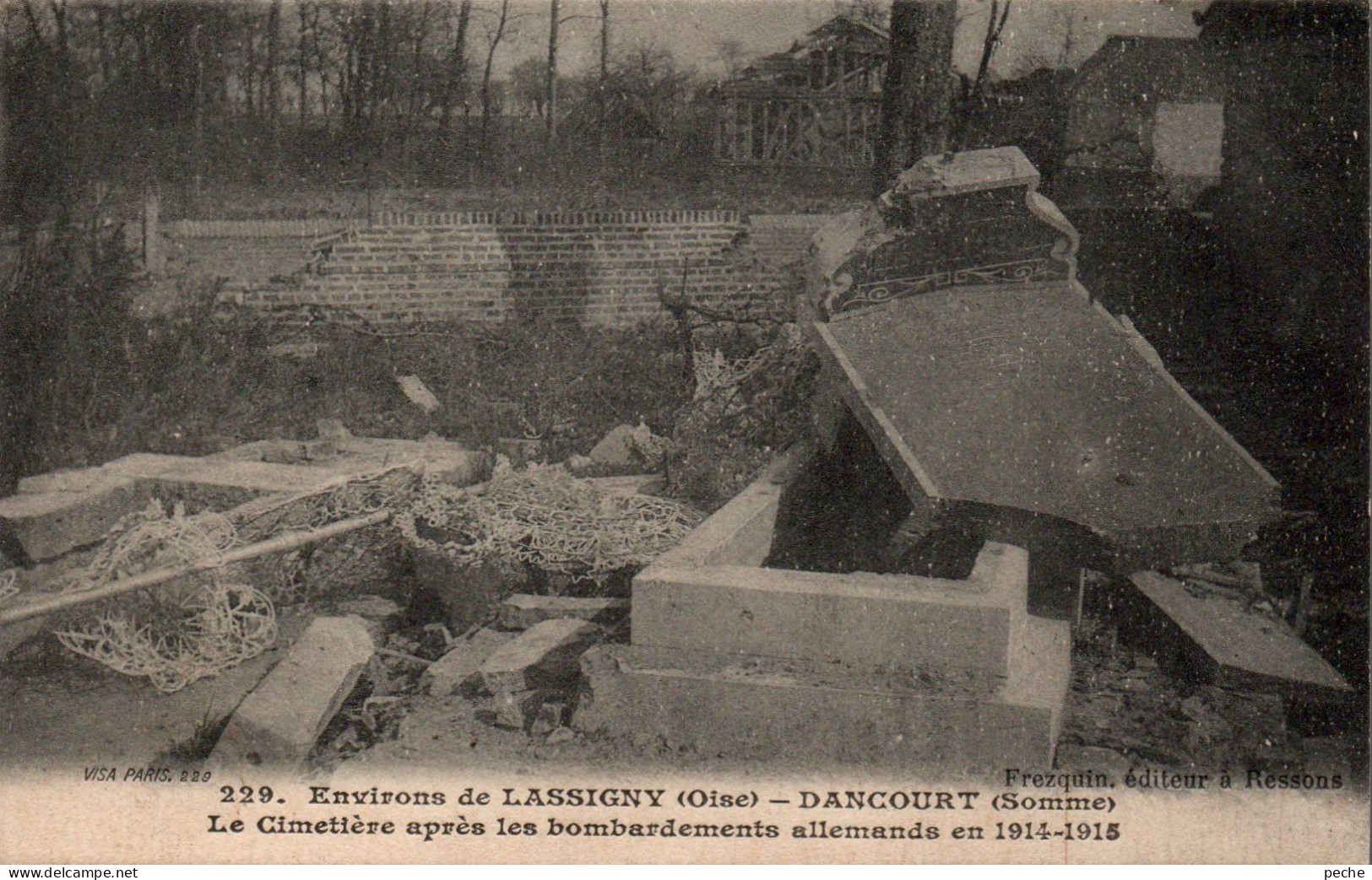 N°115786 -cpa Environs De Lassigny -Dancourt -le Cimetière- - Lassigny