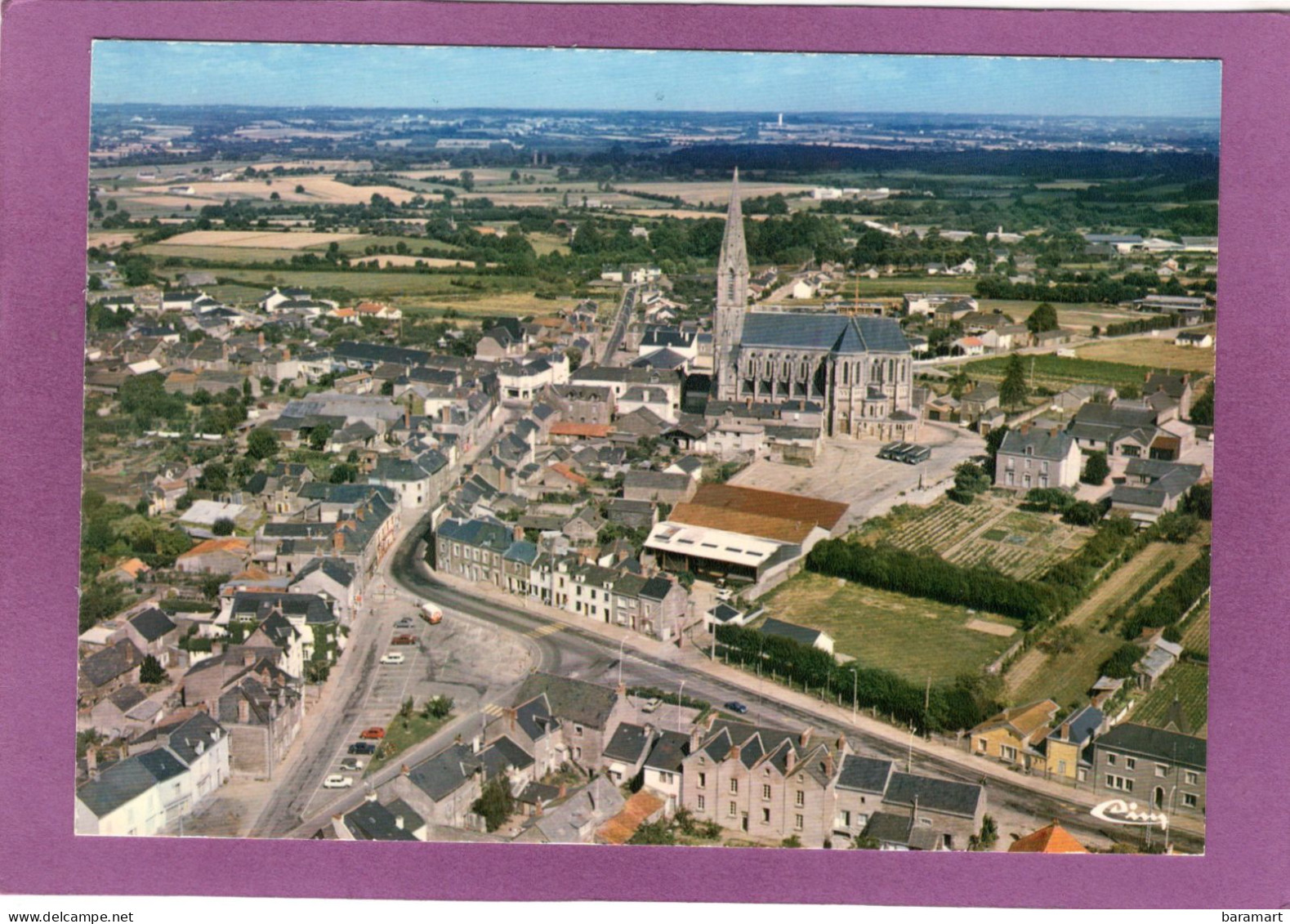 44 CARQUEFOU Vue Panoramique Aérienne Du Bourg - Carquefou