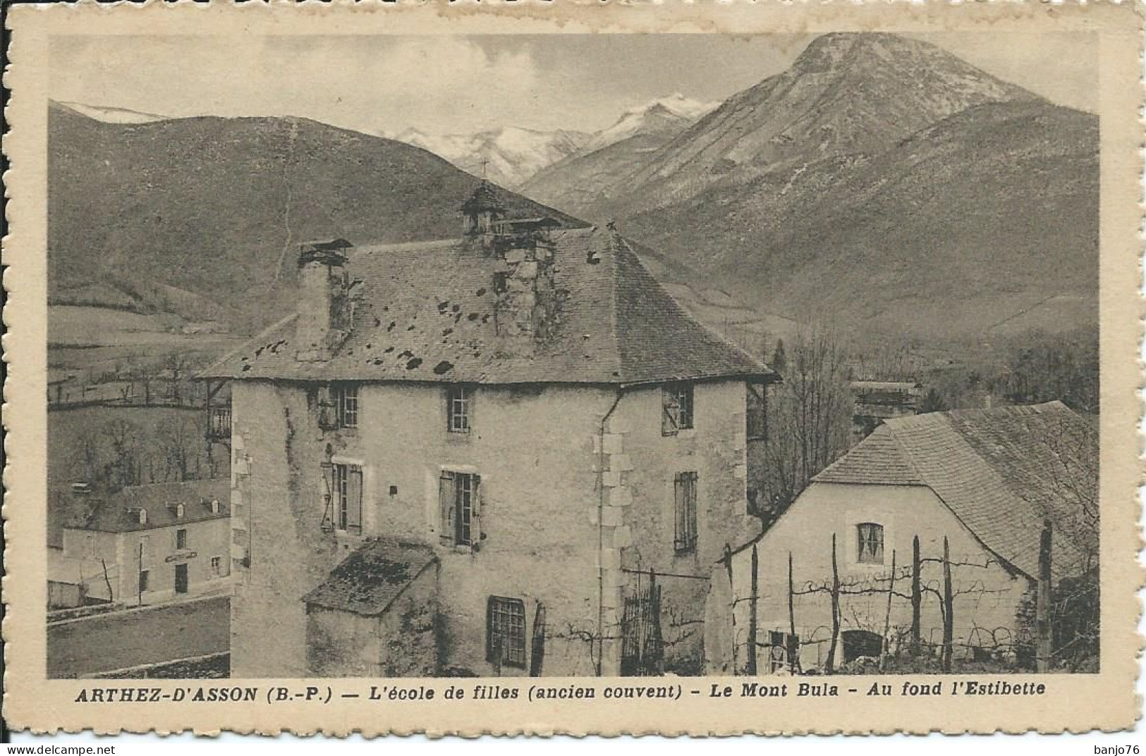Arthez-d'Asson (64) - L'Ecole Des Filles (ancien Couvent) - Le Mont Bula - Au Fond L'Estibette - Arthez De Bearn