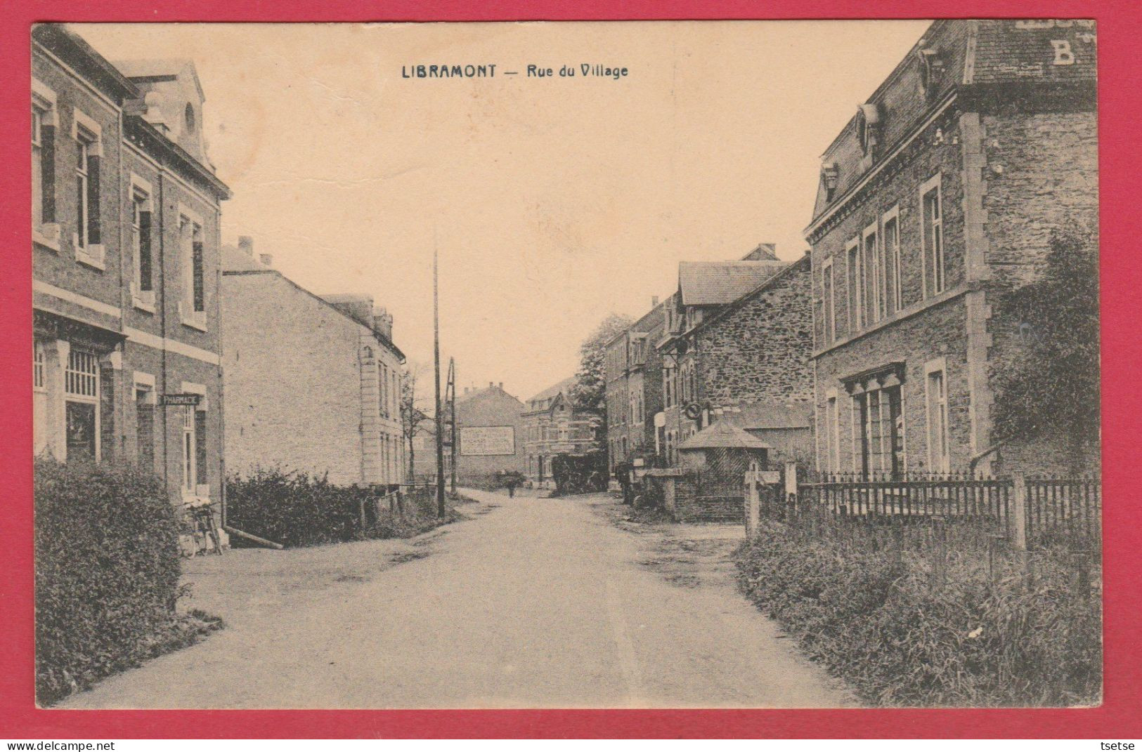 Libramont - Rue Du Village ( Voir Verso ) - Libramont-Chevigny