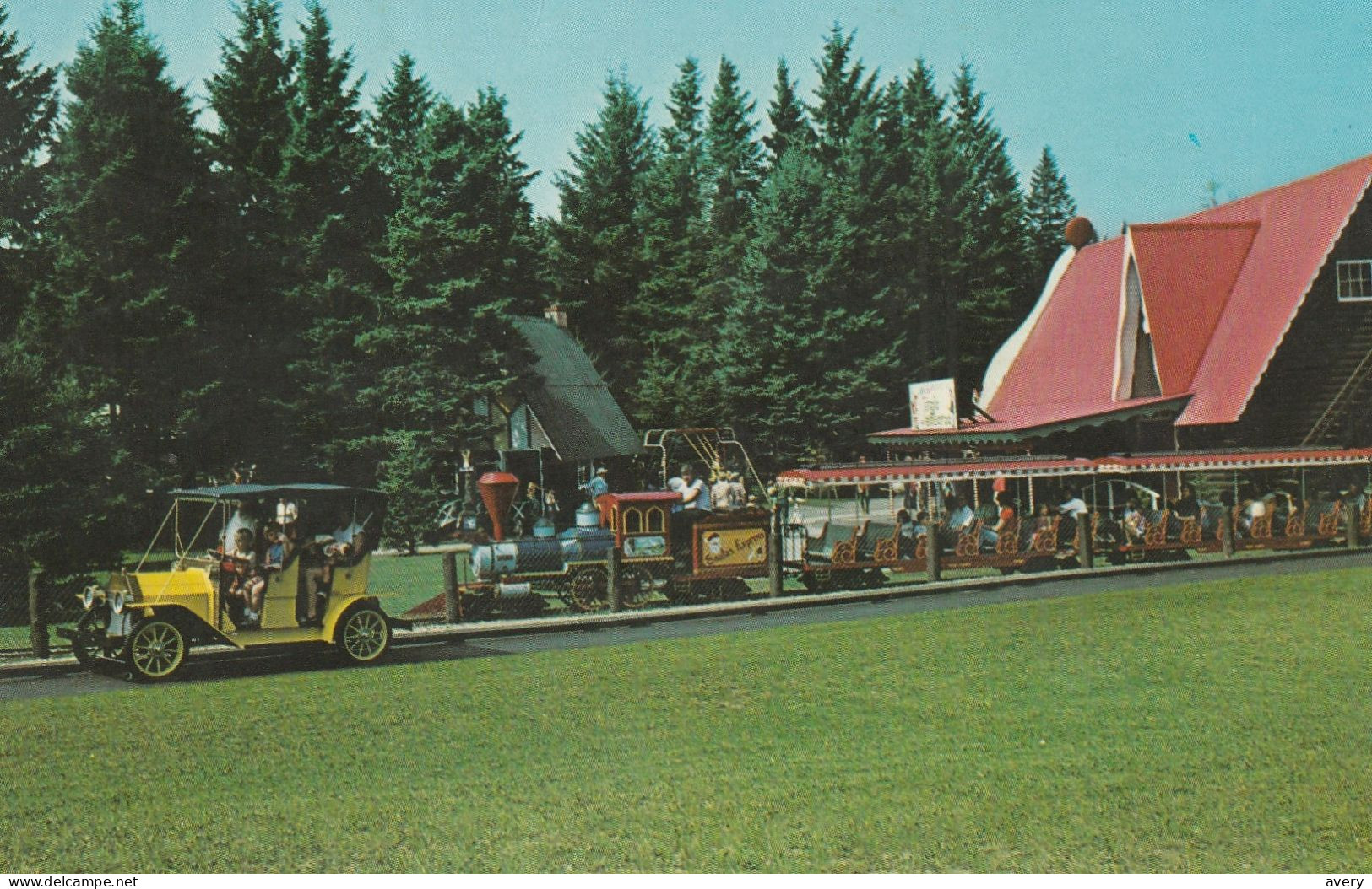 Greetings From Santa's Village, Jefferson, New Hampshire Santa's Antique Car Ride And Santa's Express - White Mountains