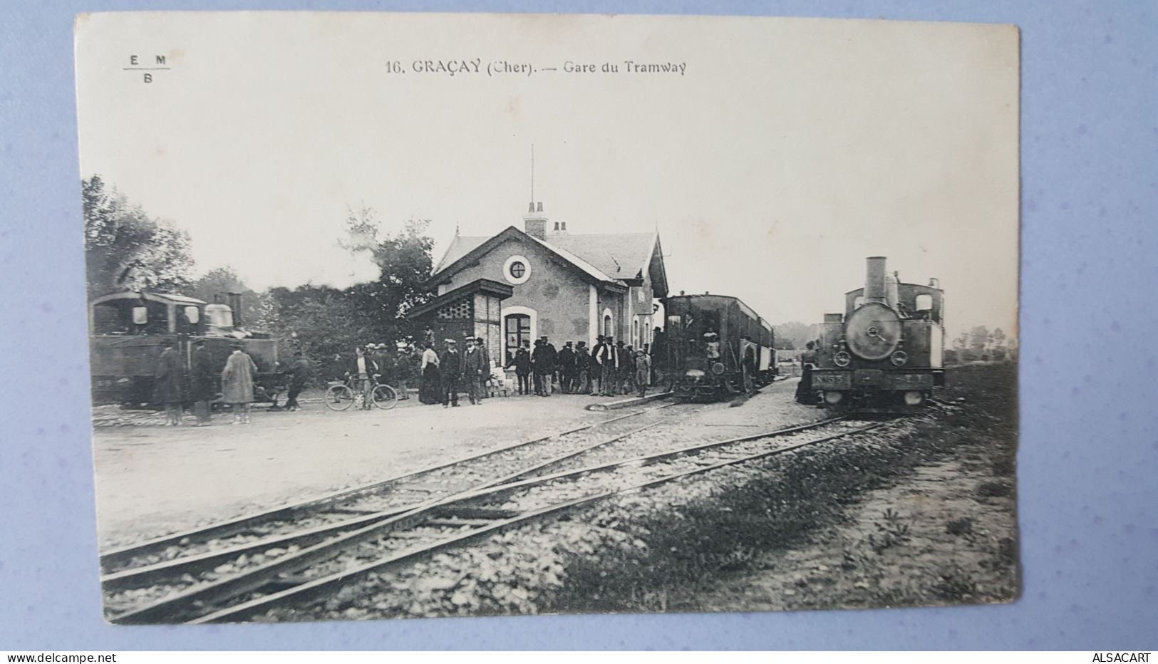 Graçay , Gare Du Tramway , Belle Locomotive - Graçay