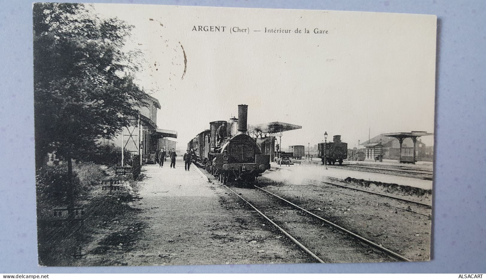 Argent , Interieur De La Gare Avec Train - Argent-sur-Sauldre