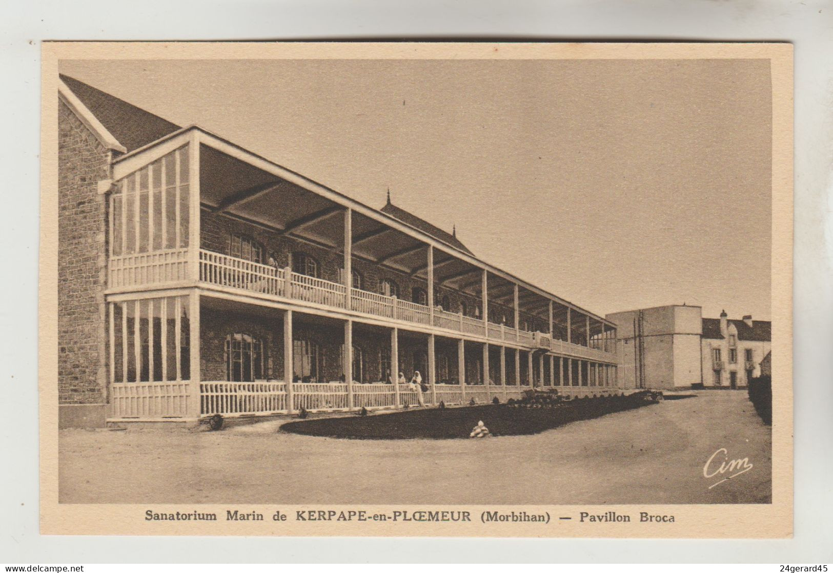 2 CPSM PLOEMEUR (Morbihan) - Sanatorium Marin De KERPAPE EN PLOEMEUR : Laennec, Pavillon Broca - Ploemeur