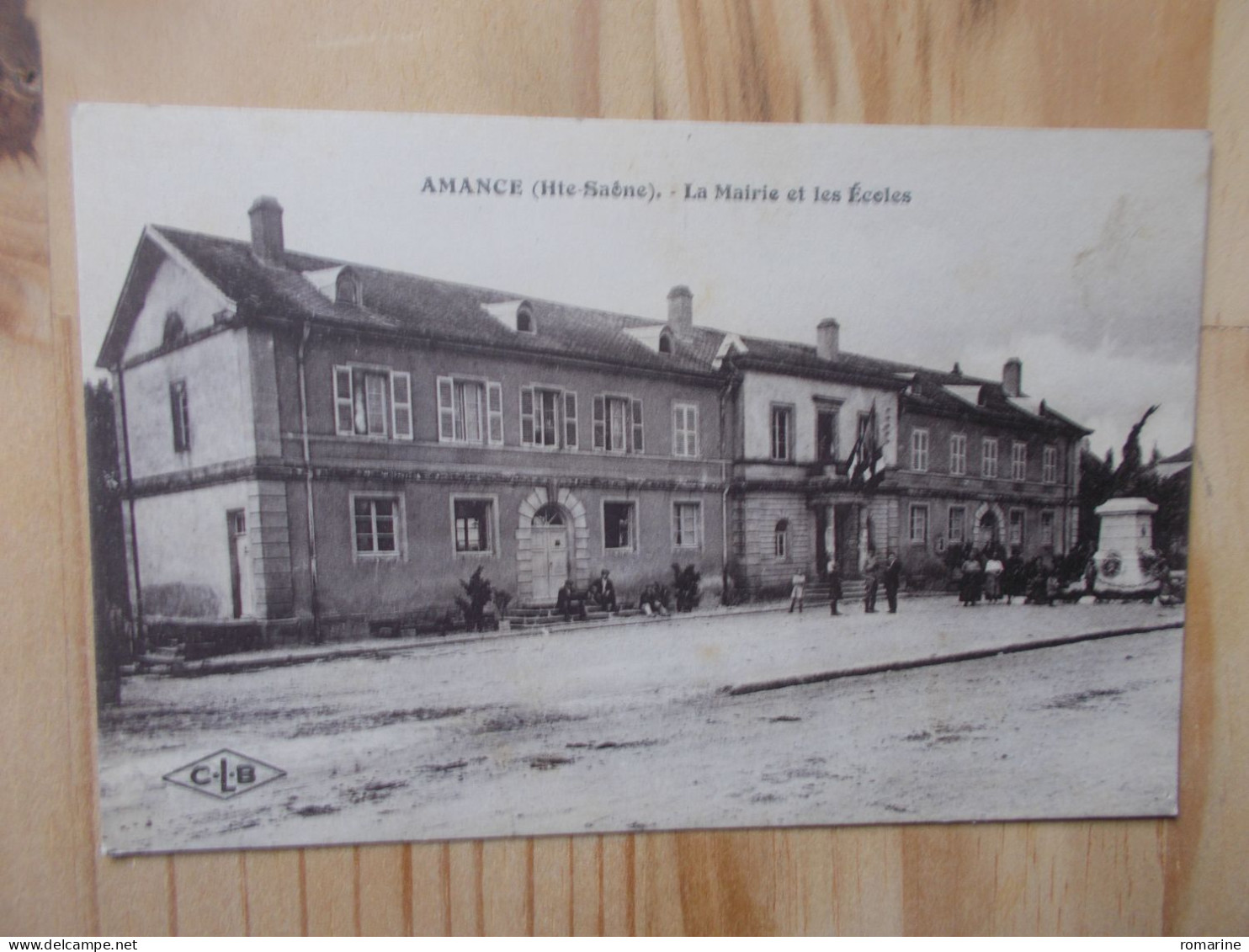 Amance - La Mairie Et Les Ecoles - Amance