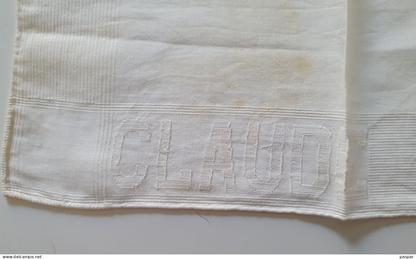 Ancien Mouchoir Monogrammé CLAUDE - Handkerchiefs