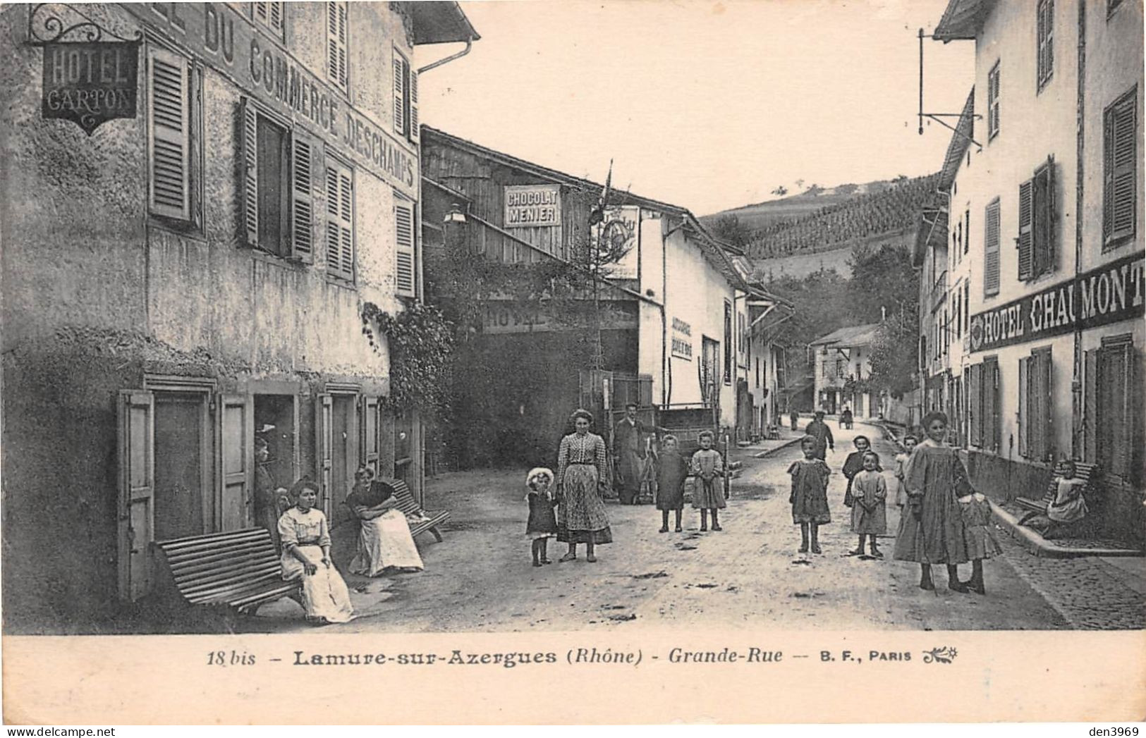 LAMURE-sur-AZERGUES (Rhône) - Grande Rue - Hôtel Du Commerce Deschamps - Pub Chocolat Menier - Voyagé 1914 (2 Scans) - Lamure Sur Azergues