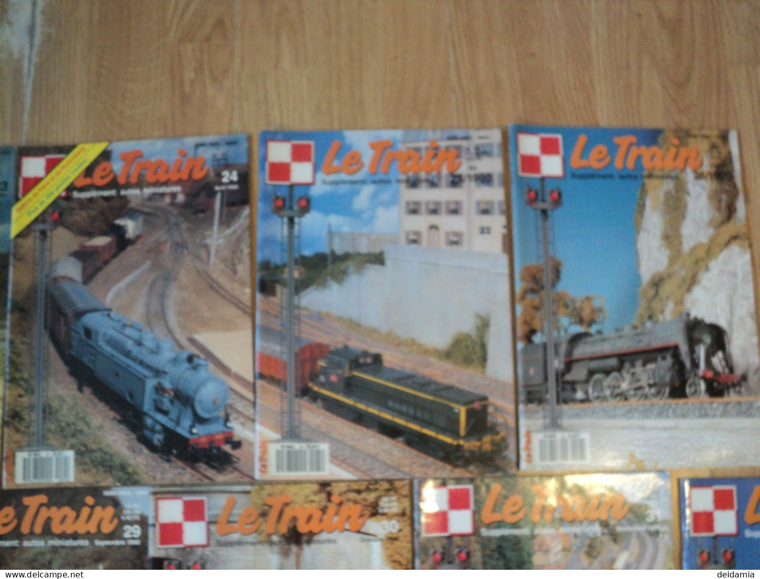 Lot De 11 Revues  LE TRAIN Année 1990 - Literatura & DVD