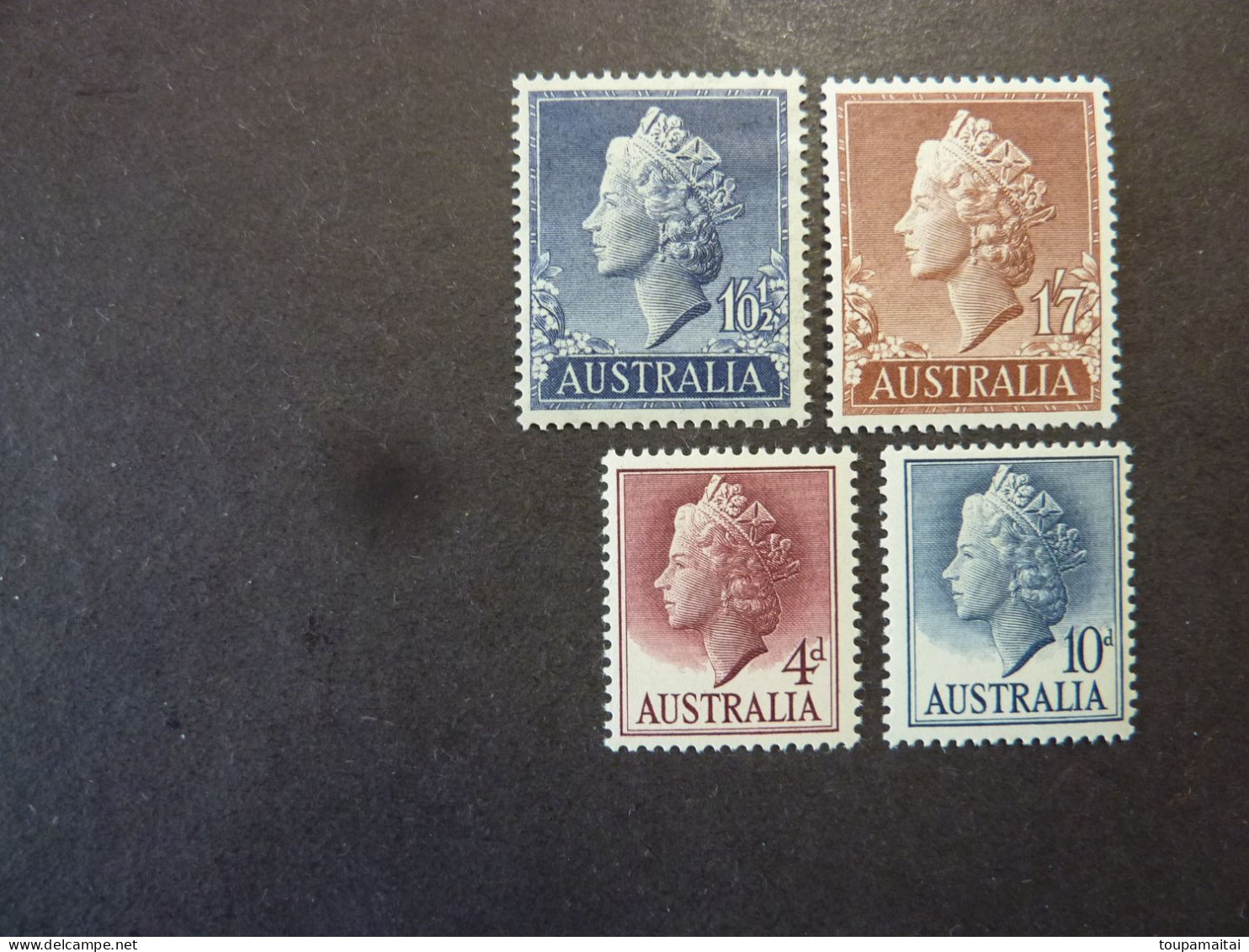 AUSTRALIE, Années 1955 Et 57, YT N° 218 Et 235-237-238 Neufs MH* (cote 14,80 EUR) - Mint Stamps