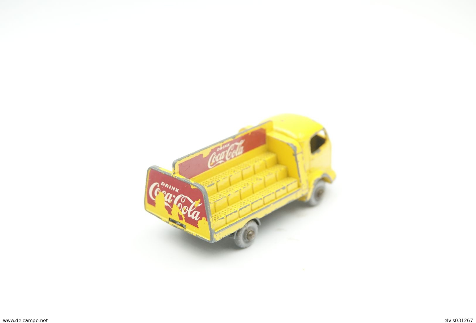 Matchbox Lesney 37B1 COCA COLA LORRY - Regular Wheels, Issued 1960, Scale : 1/64 - Lesney