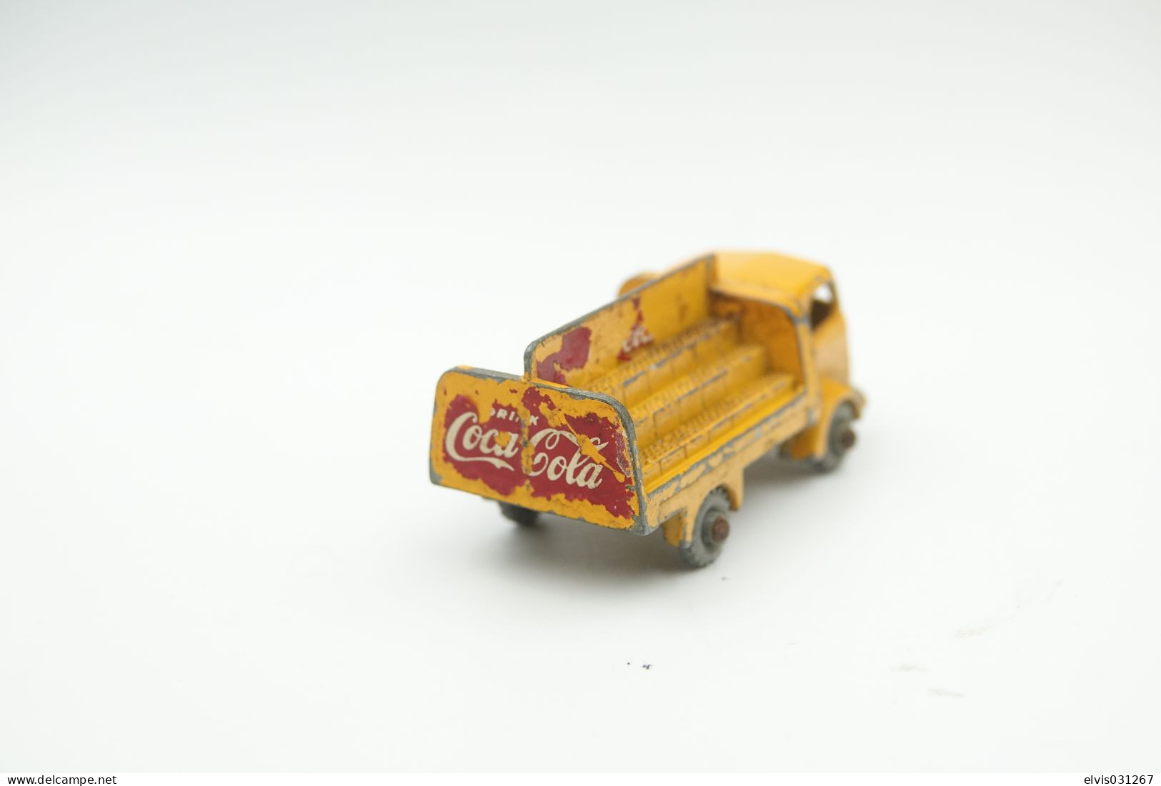 Matchbox Lesney 37A2 COCA COLA LORRY - Regular Wheels, Issued 1956, Scale : 1/64 - Lesney