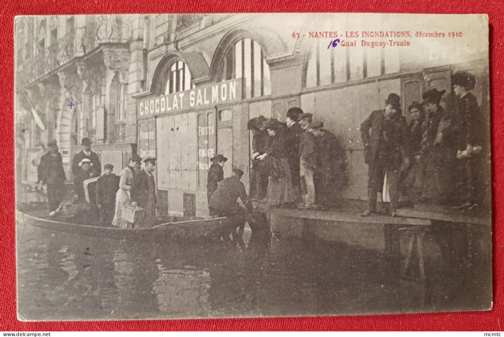 CPA -  Nantes - Les Inondations Décembre 1910- Quai Duguay Trouin (Chocolat Salmon ) - Nantes