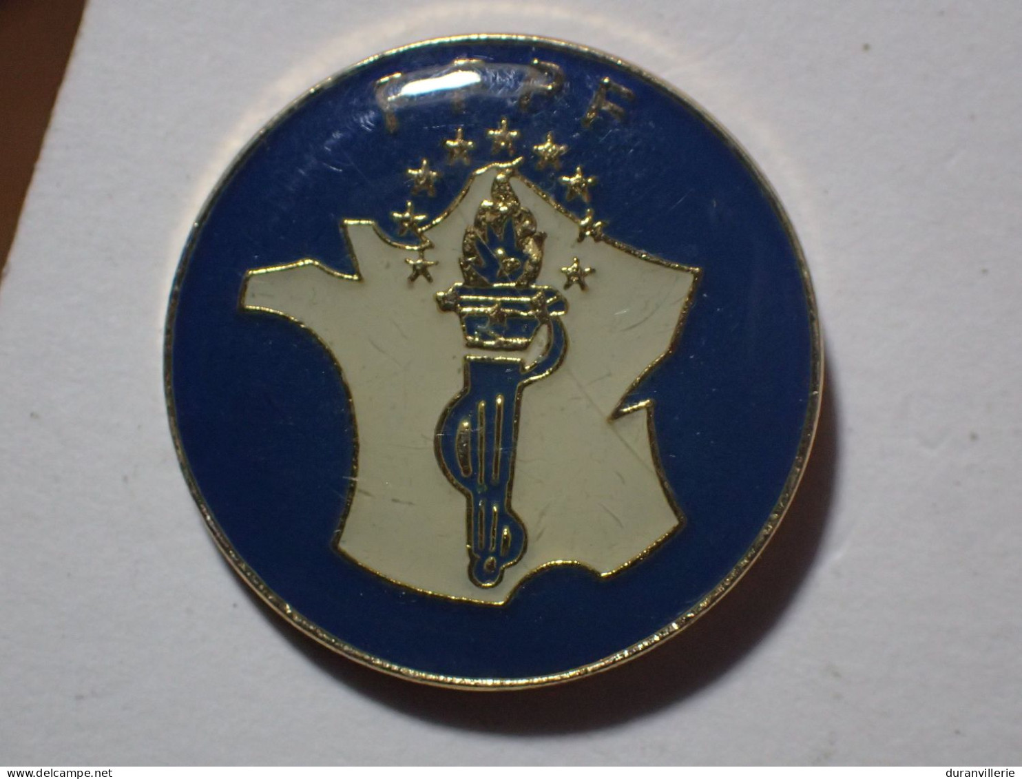 Pin's Fédération Française Des Pompes Funèbres (FFPF) Carte De France - Administrations