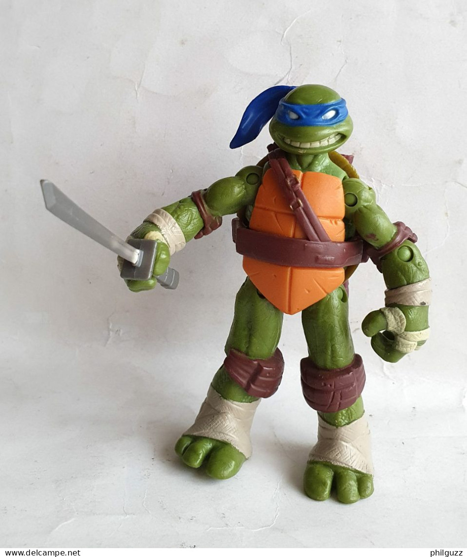 FIGURINE TEENAGE MUTANT NINJA TURTLES TORTUES NINJA PLAYMATES 2012 POE'S REVIEW LEONARDO - Teenage Mutant Ninja Turtles