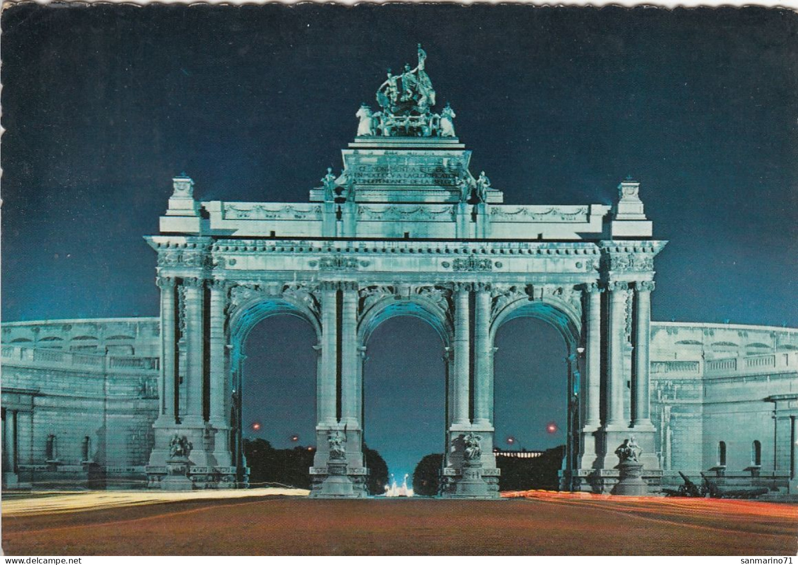 POSTCARD 570,Belgium,Bruxelles - Bruxelles La Nuit