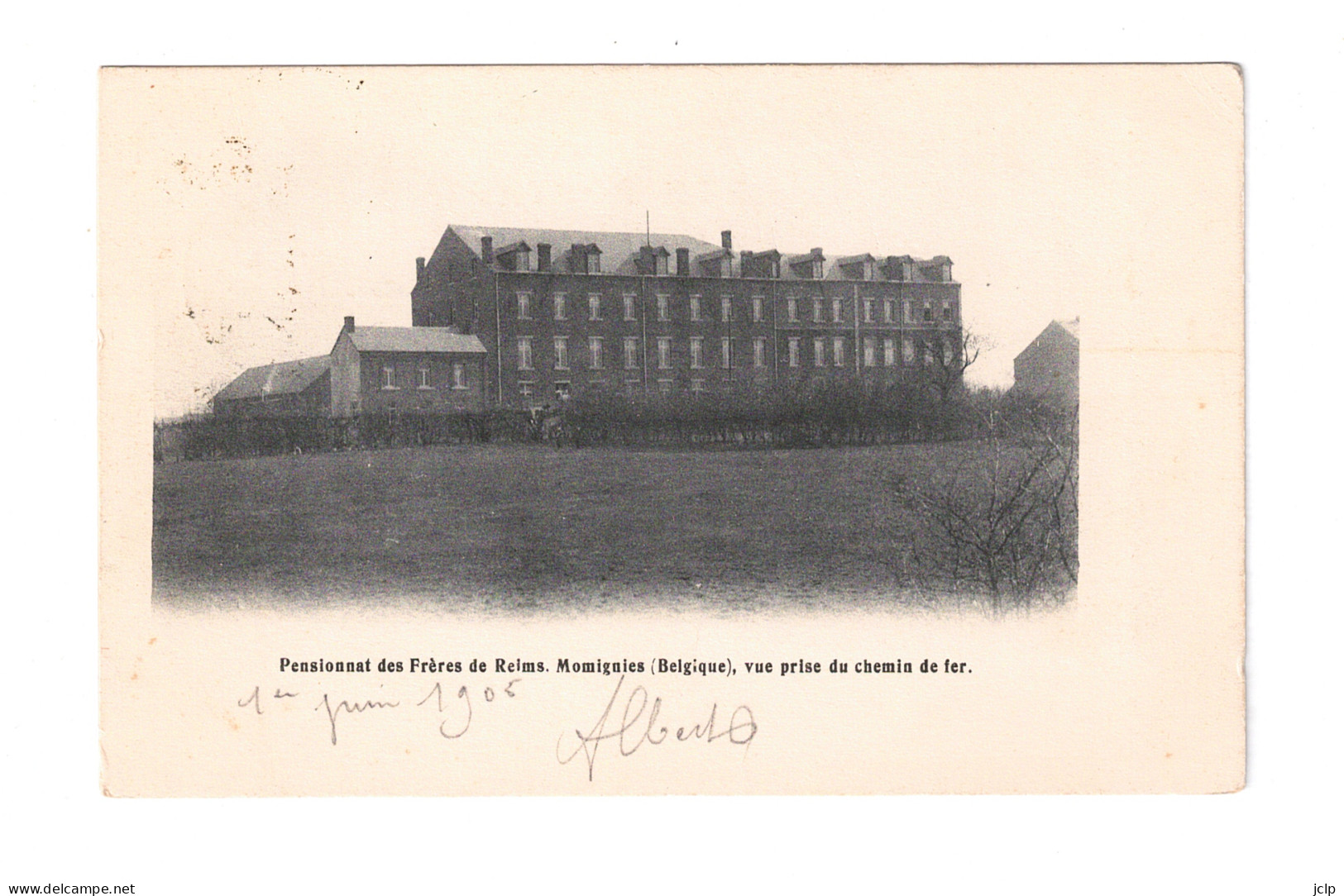 MOMIGNIES - Pensionnat Des Frères De Reims, Vue Prise Du Chemin De Fer. - Momignies