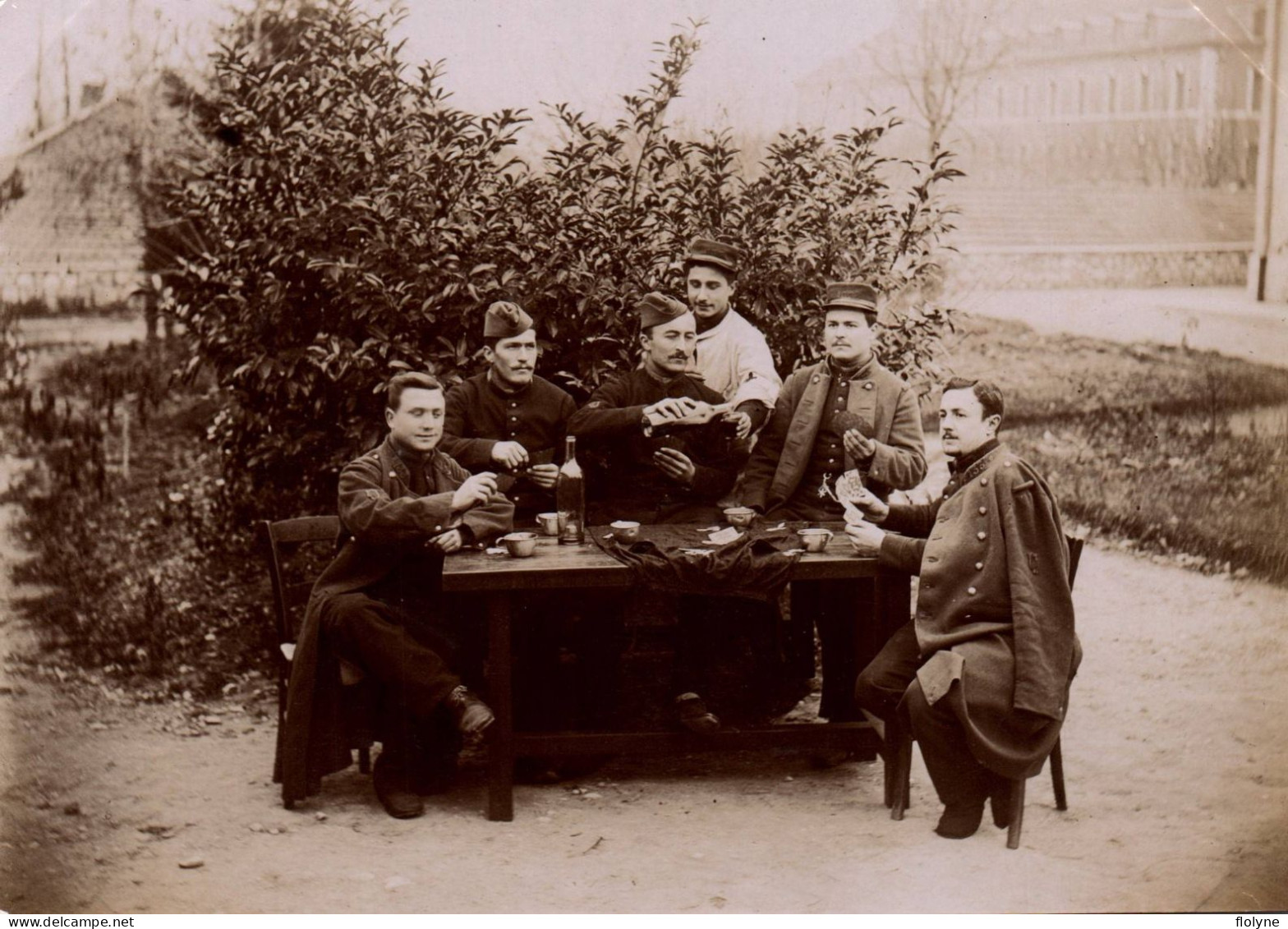 Belley - Militaria - Photo Albuminée 1900 - Groupe De Militaires Du 133ème Régiment D'infanterie Jouant Aux Cartes - Jeu - Belley