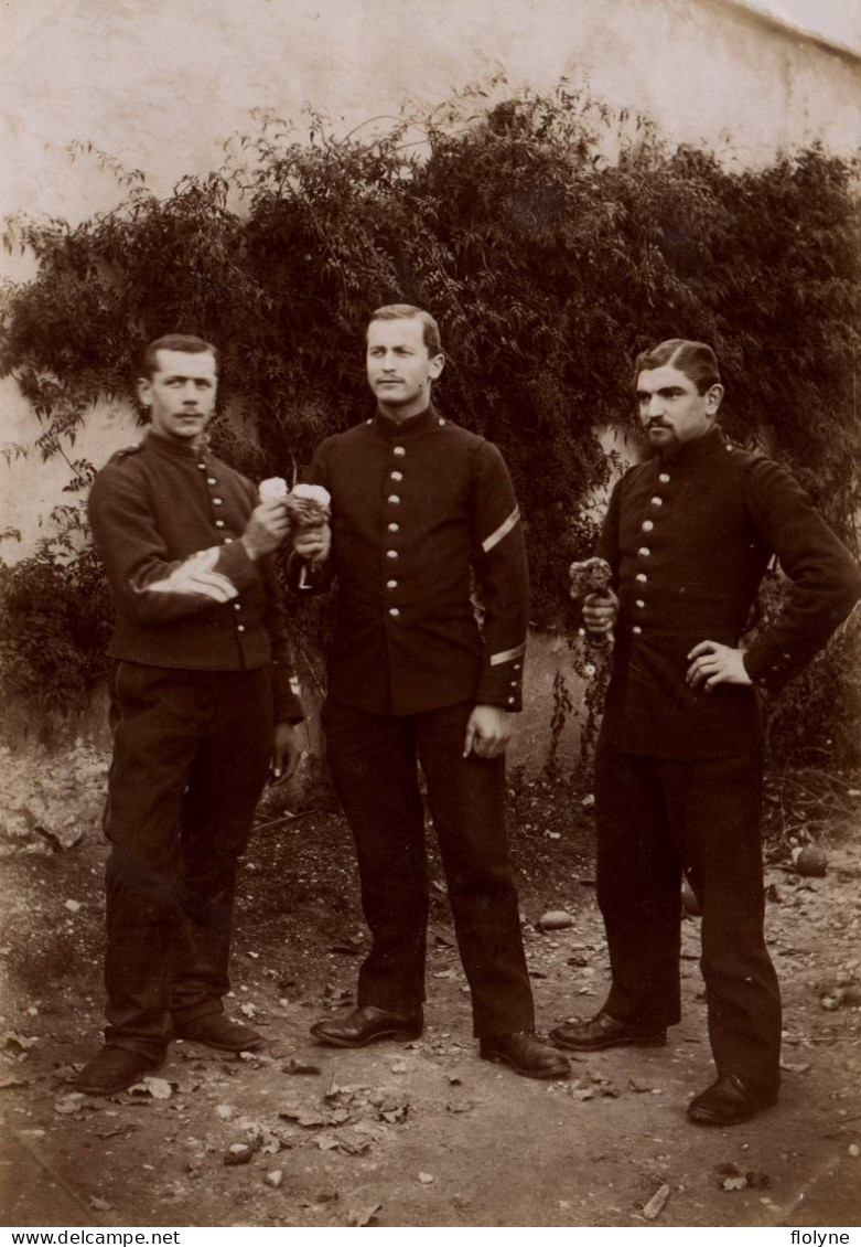 Belley - Militaria - Photo Albuminée 1900 - Groupe De Militaires Soldats Du 133ème Régiment D'infanterie En Uniforme - Belley