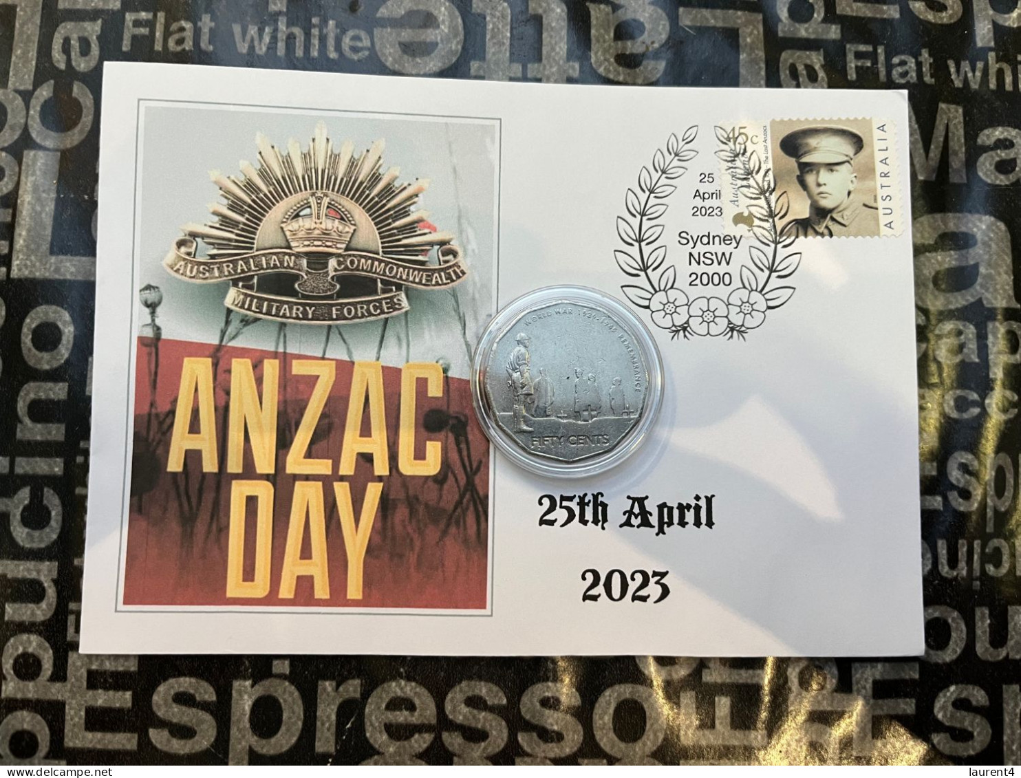 6-11-2023 (1 V 30) ANZAC Day 2023 - With 50 Cents Military Coin & Military Stamp - 50 Cents