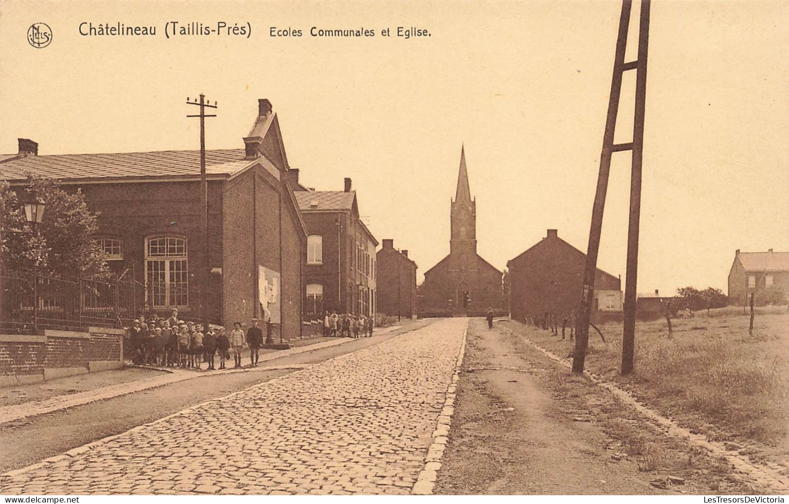 BELGIQUE - Châtelineau - Ecoles Communales Et église - Carte Postale Ancienne - Chatelet