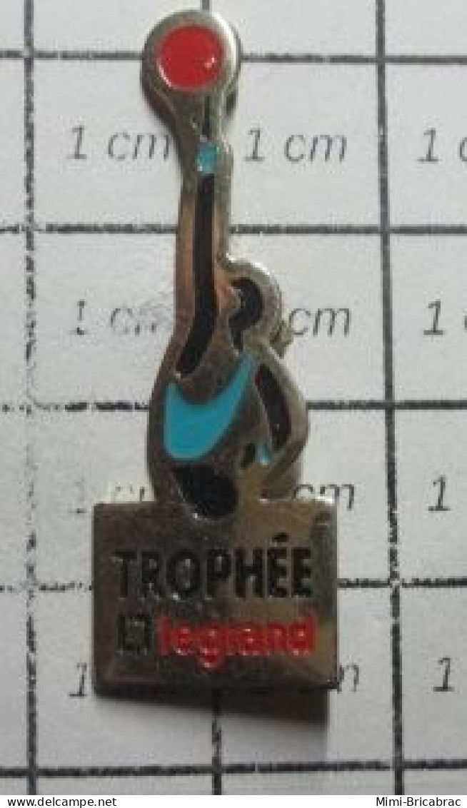 513H Pin's Pins / Rare & Belle Qualité !!! SPORTS / BASKET-BALL TROPHEE LEGRAND Par MDB - Basketball