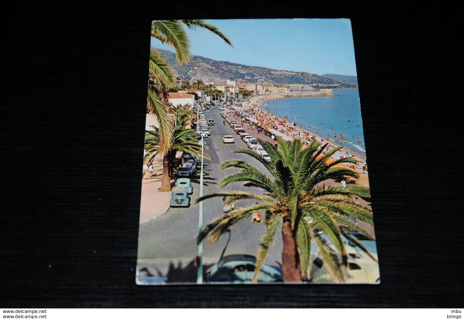 A9713          MENTON, VUE GENERALE SUR LA PROMENADE / Auto / Car / Coche / Voiture - Menton